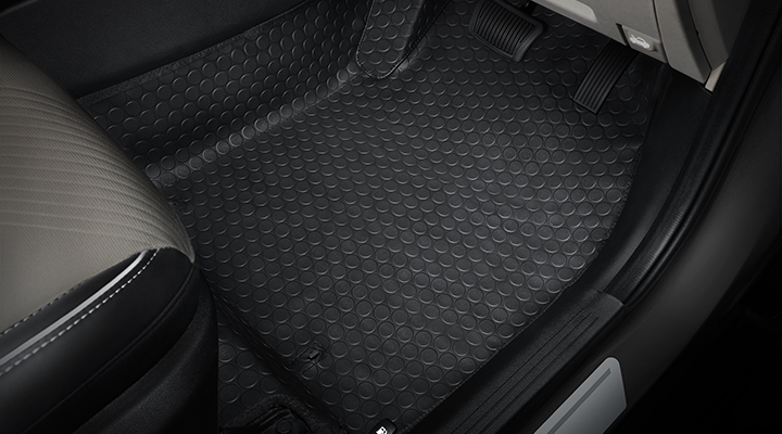 Black PVC Hyundai EXTER 4d Car Floor Mat at best price in New